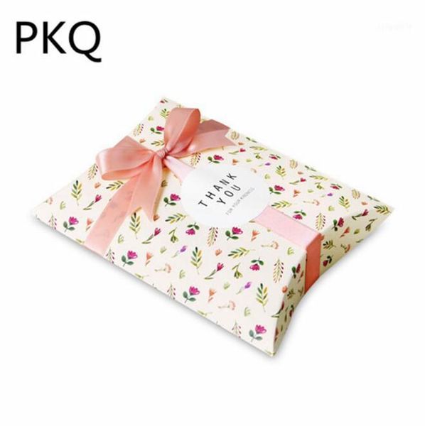 50pcs 14x10x2.8cm small pillow paper box flower printed candy sweet packaging box birthday wedding party favor for guest1
50pcs 14x10x2.8cm small pillow paper box flower printed candy sweet packaging box birthday wedding party favor for guest1