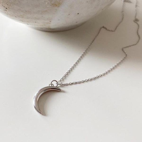 chains 925 sterling silver necklace fashion personality cross moon pendant retro simple trend wild women boy girl jewel
chains 925 sterling silver necklace fashion personality cross moon pendant retro simple trend wild women boy girl jewel