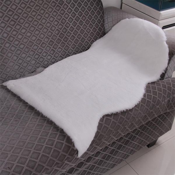 carpets 2021 fashion white sheep-sheared carpet sheepskin fur area rugs for bedroom floor faux rug
carpets 2021 fashion white sheep-sheared carpet sheepskin fur area rugs for bedroom floor faux rug