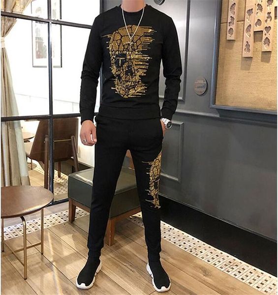 classic mens clothing set good quality track suit winter2021men long sleeved thick hoodies men set1, White;black
classic mens clothing set good quality track suit winter2021men long sleeved thick hoodies men set1, White;black