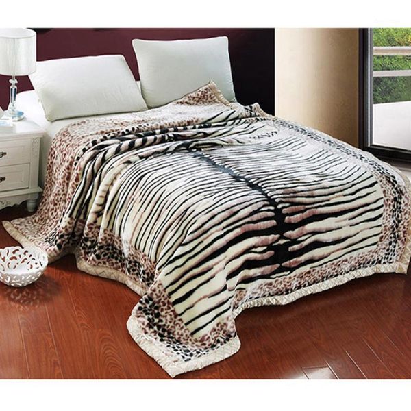 fashion tiger skin thick warm raschel fur double layers soft faux mink flannel blanket throws full/queen size striped1
fashion tiger skin thick warm raschel fur double layers soft faux mink flannel blanket throws full/queen size striped1