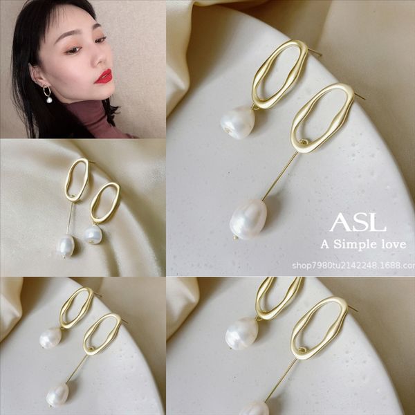 wap new fashion woman handmade tassel color straw factory boho delicate earring holder with stand jewelry, Golden
wap new fashion woman handmade tassel color straw factory boho delicate earring holder with stand jewelry, Golden