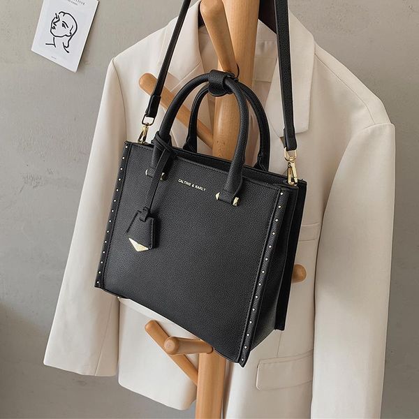 foreign elegant small bag women's bag 2020 new fashion portable shoulder red black shoulder & handbags flap pu
foreign elegant small bag women's bag 2020 new fashion portable shoulder red black shoulder & handbags flap pu