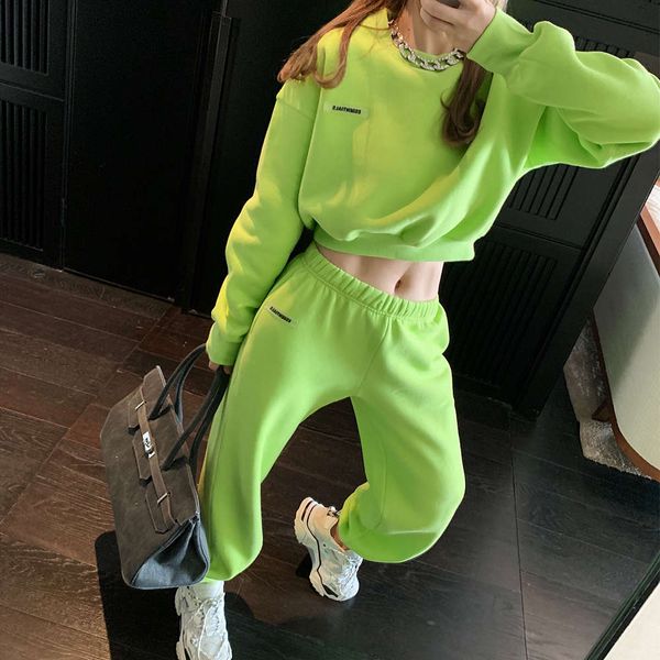 chaomanman 2020 winter fluorescent green plush sweater women's casual sports pants set loose two piece fashion, Gray
chaomanman 2020 winter fluorescent green plush sweater women's casual sports pants set loose two piece fashion, Gray