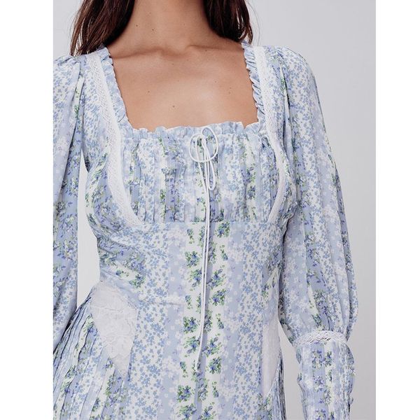 woman dressed in long sleeve 2021 autumn square turtleneck up floral printed dress female shreds streetwear lace zr0p, Black;gray
woman dressed in long sleeve 2021 autumn square turtleneck up floral printed dress female shreds streetwear lace zr0p, Black;gray