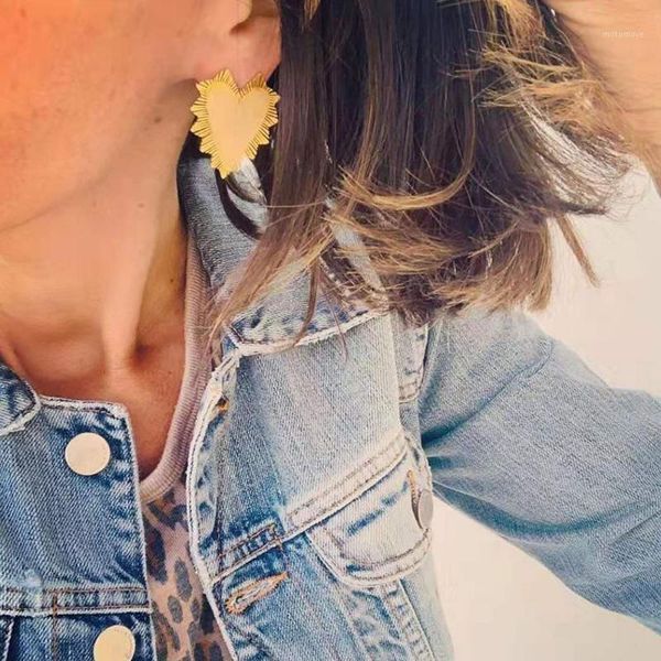 dangle & chandelier 2021 engraved flower pattern heart shaped short long gold earrings for women creative design love drop earring1, Silver
dangle & chandelier 2021 engraved flower pattern heart shaped short long gold earrings for women creative design love drop earring1, Silver