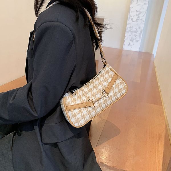 french minority women 2020 new korean check underarm bag ins fashion one shoulder handbag c1114
french minority women 2020 new korean check underarm bag ins fashion one shoulder handbag c1114