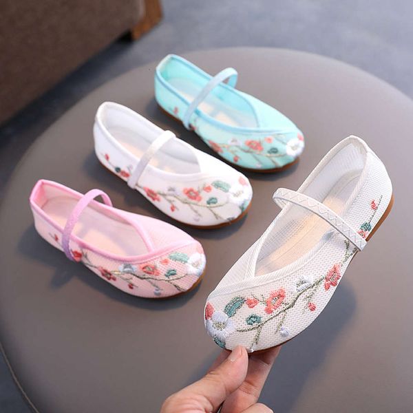 embroidered with mh surface, summer national sle sandals, han sho, girls' hollow out tang clothing children's sho in, Black;red
embroidered with mh surface, summer national sle sandals, han sho, girls' hollow out tang clothing children's sho in, Black;red