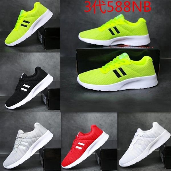 special) autumn new mesh breathable sports casual men's and women's light running shoes, Black
special) autumn new mesh breathable sports casual men's and women's light running shoes, Black