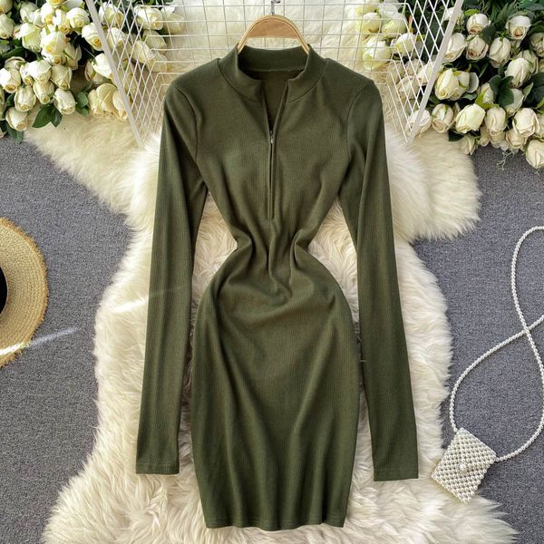 2021 new design mesh pencils feminine long neck solid thin autumn sweater short dress 180t, Black;gray
2021 new design mesh pencils feminine long neck solid thin autumn sweater short dress 180t, Black;gray