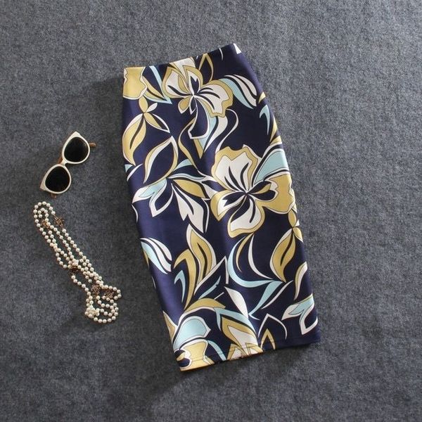 2021 new elegant print female thin office lady summer size big mid skirt eqqe, Black
2021 new elegant print female thin office lady summer size big mid skirt eqqe, Black