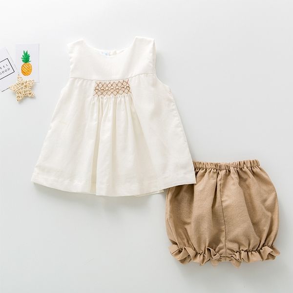 baby girl summer clothes set smocked dresses shorts pants children boutique clothing girls smocking cotton linen frocks outfits lj201223, White
baby girl summer clothes set smocked dresses shorts pants children boutique clothing girls smocking cotton linen frocks outfits lj201223, White