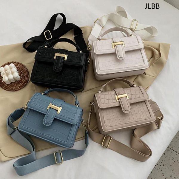 crocodile pattern small tote bag 2021 fashion new pu leather women's designer handbag travel shoulder messenger bag
crocodile pattern small tote bag 2021 fashion new pu leather women's designer handbag travel shoulder messenger bag
