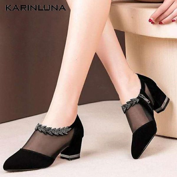 karin 2020 dropship большой размер 43 женщины насосы круглый toe платформы квадратные каблуки кристалл весна / осень повседневные ботинки же, Black
karin 2020 dropship большой размер 43 женщины насосы круглый toe платформы квадратные каблуки кристалл весна / осень повседневные ботинки же, Black