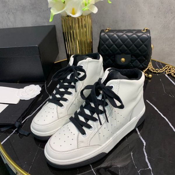 2020 luxury women's casual shoes, good quality lace up designer sneakers, popular women's trainers, designer sneaker, Black
2020 luxury women's casual shoes, good quality lace up designer sneakers, popular women's trainers, designer sneaker, Black
