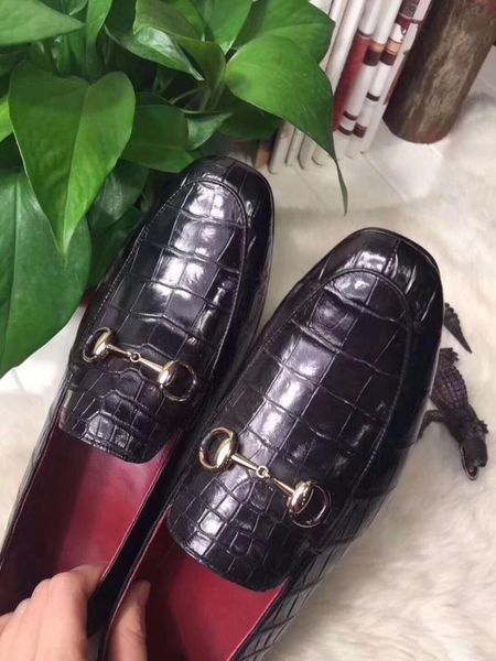 2020 new fashion 100% genuine real crocodile belly skin men shoe durable solid crocodile skin men business shoe red cow lining, Black
2020 new fashion 100% genuine real crocodile belly skin men shoe durable solid crocodile skin men business shoe red cow lining, Black