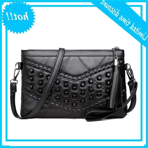 manufacturers wholesale leather handbags 018 fashion wild new sheepskin shoulder diagonal hand mummy bag
manufacturers wholesale leather handbags 018 fashion wild new sheepskin shoulder diagonal hand mummy bag