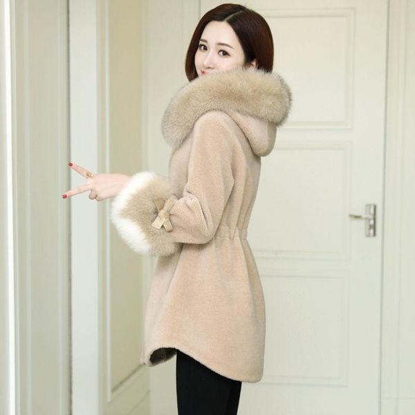 women's fur & faux 2021 winter thick warm natural wool coat sheepskin genuine hooded sheep sheared long sleeve jacket q310, Black
women's fur & faux 2021 winter thick warm natural wool coat sheepskin genuine hooded sheep sheared long sleeve jacket q310, Black