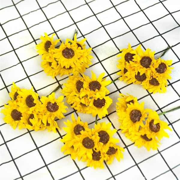 6pcs 4cm mini paper daisy rose flower bouquet for home wedding decoration diy scrapbook christmas gift box craft fake flowers
6pcs 4cm mini paper daisy rose flower bouquet for home wedding decoration diy scrapbook christmas gift box craft fake flowers
