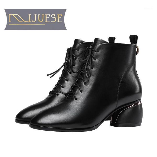 boots mljuese 2021 women ankle soft comfortable cow leather winter short plush round heels size 34-431, Black
boots mljuese 2021 women ankle soft comfortable cow leather winter short plush round heels size 34-431, Black