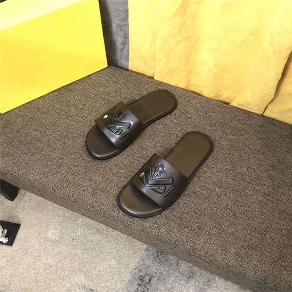 luxurys slippers fashion women's men 2020 new lussuoso progettista leather cowhide flat flip flop sandals beach shoes with dust bag, Black
luxurys slippers fashion women's men 2020 new lussuoso progettista leather cowhide flat flip flop sandals beach shoes with dust bag, Black