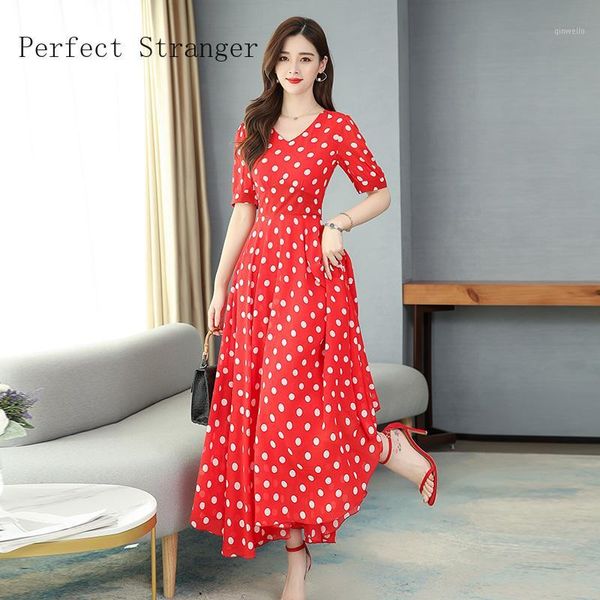 2020 new arrival v collar short sleeve dot printed chiffon women long dress plus size1, Black;gray
2020 new arrival v collar short sleeve dot printed chiffon women long dress plus size1, Black;gray
