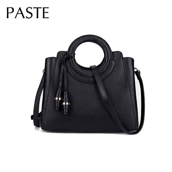 2020 retro circle handle women handbag tassel design full grain cowhide leather female shoulder bag mature ladies tote
2020 retro circle handle women handbag tassel design full grain cowhide leather female shoulder bag mature ladies tote