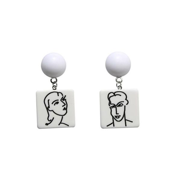 2021 asymmetric carved abstract men women figure white geometric acrylic earrings for girl women's korean geometric face earring, Silver
2021 asymmetric carved abstract men women figure white geometric acrylic earrings for girl women's korean geometric face earring, Silver