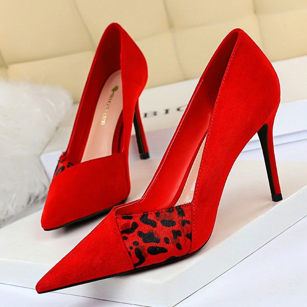 ladies luxury flock female designe fashion group high heels women pumps leopard print patchwork high heels sexymultifunction, Black
ladies luxury flock female designe fashion group high heels women pumps leopard print patchwork high heels sexymultifunction, Black