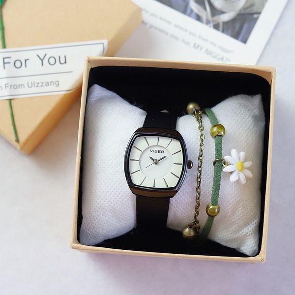 antique watch chinese french minority simple temperament waterproof female student ins fengsen department academic style, Slivery;brown
antique watch chinese french minority simple temperament waterproof female student ins fengsen department academic style, Slivery;brown