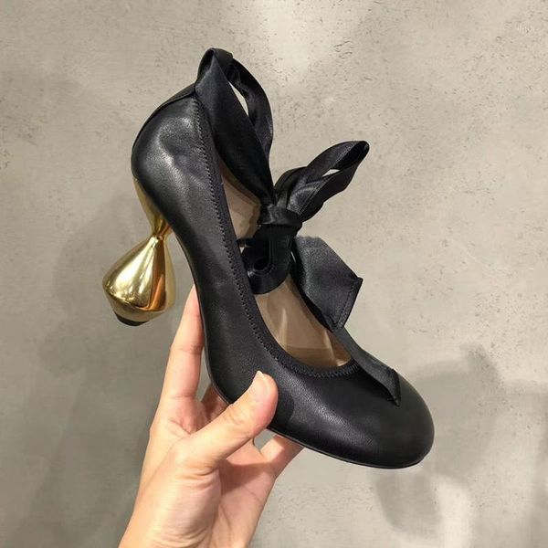 dress shoes leather pumps women 2021 strange heels woman ankle strap ladies spring scarpe donna sapato feminino zapatos de mujer1, Black
dress shoes leather pumps women 2021 strange heels woman ankle strap ladies spring scarpe donna sapato feminino zapatos de mujer1, Black