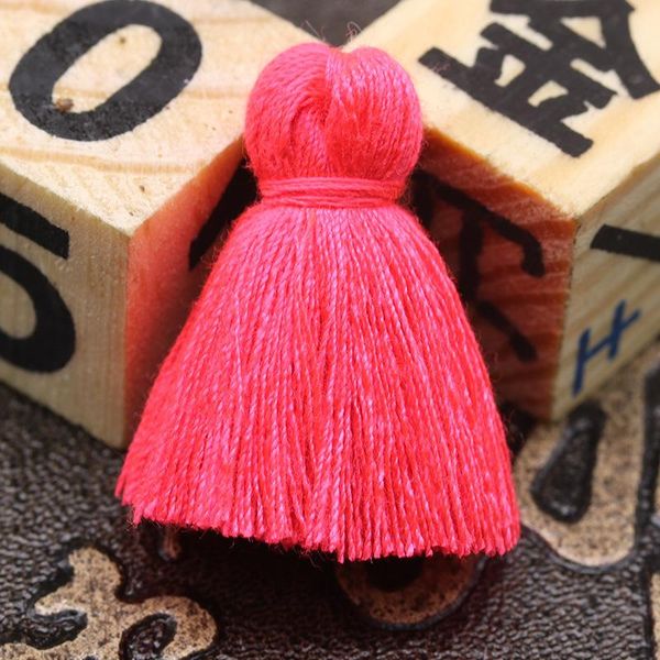 10pc 3cm mini cotton fat tassel pendant home textile curtain clothing pendant tassel diy key bag bracelet necklace craft tassels h jllfpn
10pc 3cm mini cotton fat tassel pendant home textile curtain clothing pendant tassel diy key bag bracelet necklace craft tassels h jllfpn