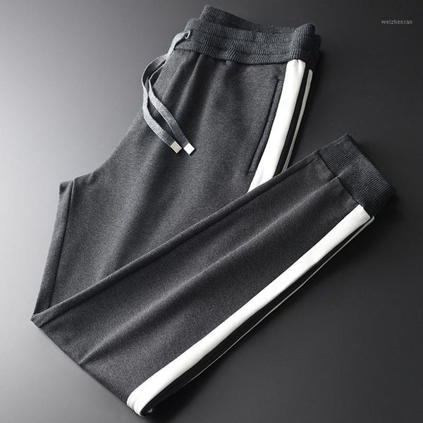new thick mens pants luxury ribbon contrast color splice casual sport male pants plus size 4xl elastic waist male trousers1, Black
new thick mens pants luxury ribbon contrast color splice casual sport male pants plus size 4xl elastic waist male trousers1, Black