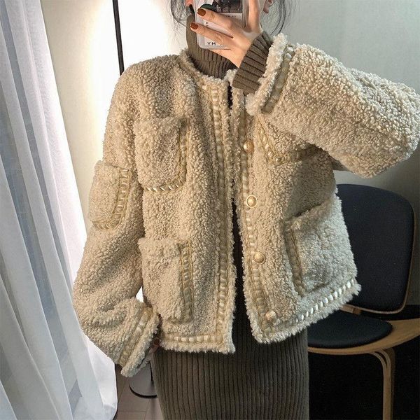 short lamb plush teddy coat women autumn jacket female woman winter fashion fur short coat woman harajuku plus size suede khaki, Black;brown 
short lamb plush teddy coat women autumn jacket female woman winter fashion fur short coat woman harajuku plus size suede khaki, Black;brown
