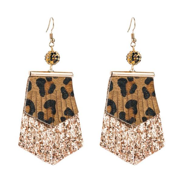 trendy leopard print long leather earrings exaggerated super flash earrings with rhinestones for women 2021, Golden;silver
trendy leopard print long leather earrings exaggerated super flash earrings with rhinestones for women 2021, Golden;silver