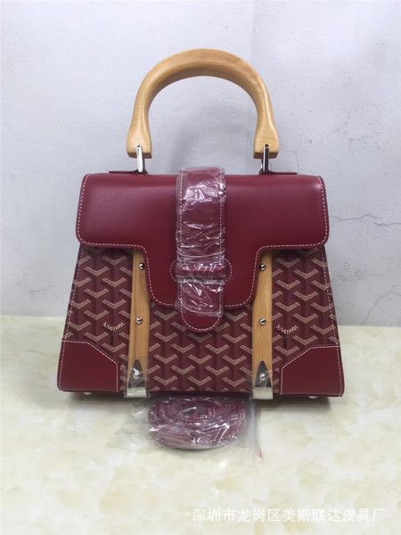 dog tooth medium saigon dogwood handle straddle handbag large capacity square bag, Black;red
dog tooth medium saigon dogwood handle straddle handbag large capacity square bag, Black;red