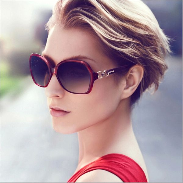 male and female scholar style pilot's large sunglasses 9520 solid resin copper mold, versatile tea white thread, White;black
male and female scholar style pilot's large sunglasses 9520 solid resin copper mold, versatile tea white thread, White;black
