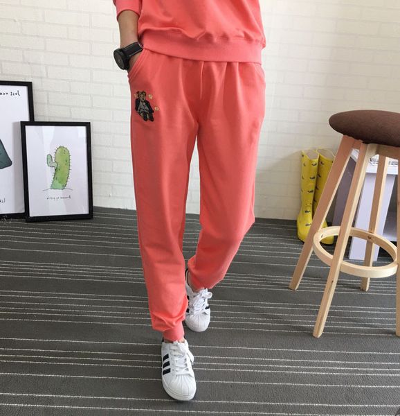 new spring 2008 sportswear women's loose hallen lady leisure knitted all-cotton guard pants lj201130, Black;white
new spring 2008 sportswear women's loose hallen lady leisure knitted all-cotton guard pants lj201130, Black;white