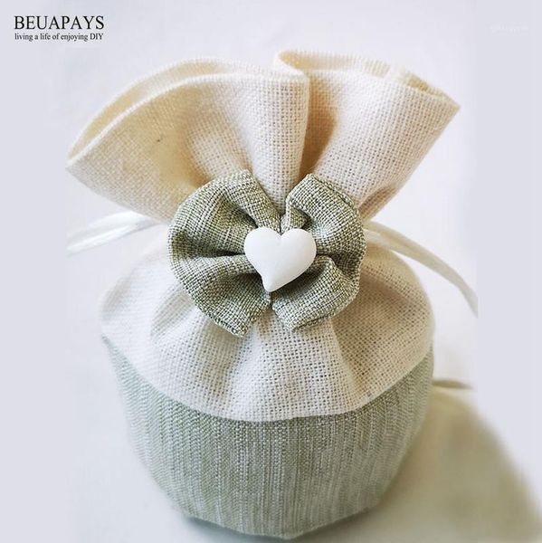 20pcs candy box wedding decoration creative round bottom bag with drawstring polyester hand bow sail bag custom christmas gift1
20pcs candy box wedding decoration creative round bottom bag with drawstring polyester hand bow sail bag custom christmas gift1