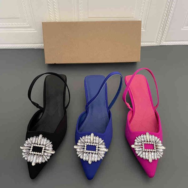 new summer women's rhinestone pointed black bright decoration exposed temperament shoes thin heel sandals
new summer women's rhinestone pointed black bright decoration exposed temperament shoes thin heel sandals