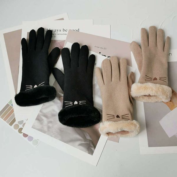 cold proof ladies' in gloves warm and winter plush cycling touch screen cute plush gloves ins, Blue;gray
cold proof ladies' in gloves warm and winter plush cycling touch screen cute plush gloves ins, Blue;gray