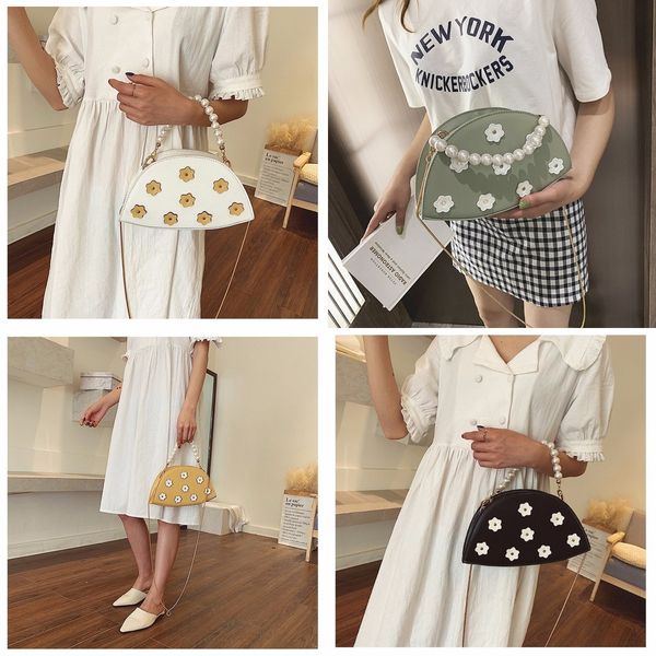 bags women's new postman dumpling dumplings and dumplingsspring summer new dumpling portable women's bag chic chain girl's on
bags women's new postman dumpling dumplings and dumplingsspring summer new dumpling portable women's bag chic chain girl's on