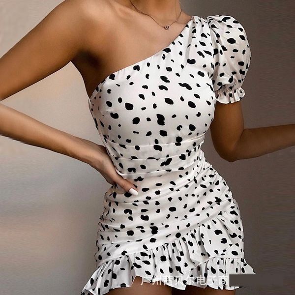 2020 new one-shoulder pleated ruffled 2020 new one-shoulder pleated dress ruffled dress jdwyd, Black;gray
2020 new one-shoulder pleated ruffled 2020 new one-shoulder pleated dress ruffled dress jdwyd, Black;gray