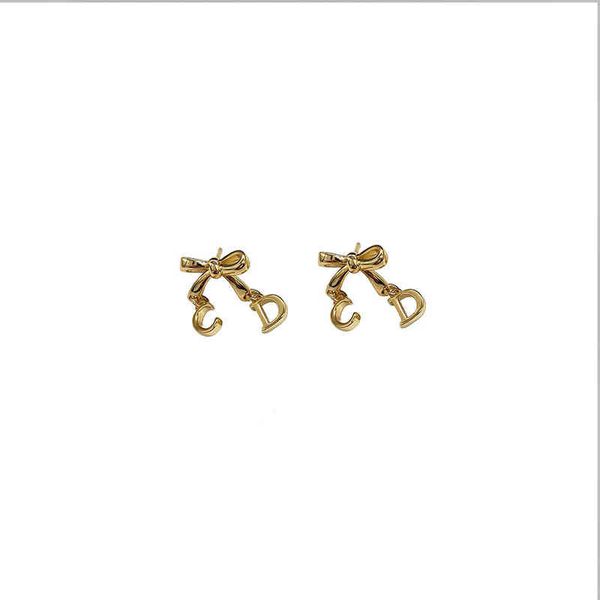 gift box earrings simple gold bow fashion beautiful design smooth comfortable red earrings for women, Golden
gift box earrings simple gold bow fashion beautiful design smooth comfortable red earrings for women, Golden