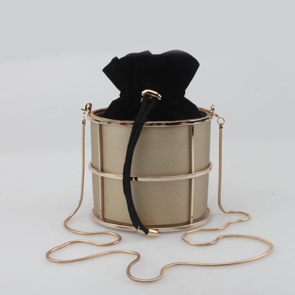 мода bucket женщины сцепления мешок повелительницы металла pu кожаный бумажник цепи плеча crossbody сумка партии ужин маленький кошелек hand
мода bucket женщины сцепления мешок повелительницы металла pu кожаный бумажник цепи плеча crossbody сумка партии ужин маленький кошелек hand