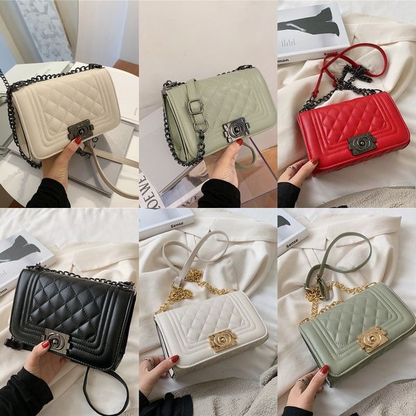 xiaoxiangfeng lingge chain 2020 autumn new women's trend versatile shoulder small square small square single shoulder messenger bag spi
xiaoxiangfeng lingge chain 2020 autumn new women's trend versatile shoulder small square small square single shoulder messenger bag spi