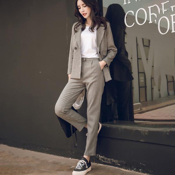 autumn spring women suit gray blazer & high waist pant office lady notched jacket pant suits femme 2 pieces set1, White
autumn spring women suit gray blazer & high waist pant office lady notched jacket pant suits femme 2 pieces set1, White