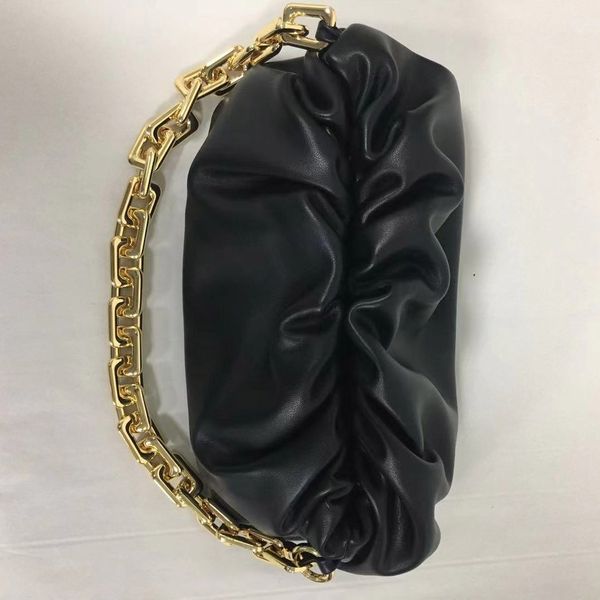 selling genuine leather designer shoulder bags women clutch bag with thick metal chain crossbody cloud bag xuxu985 dicky0750b speedy 30
selling genuine leather designer shoulder bags women clutch bag with thick metal chain crossbody cloud bag xuxu985 dicky0750b speedy 30