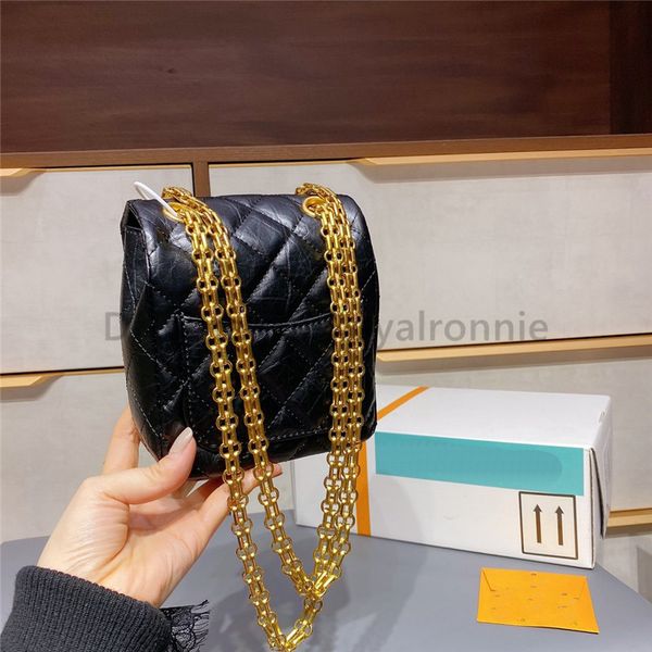 classic luxury designer metallic mini fashion shoulder bags letter chains diamond lattice lock chains lady flap channel women clutch bags
classic luxury designer metallic mini fashion shoulder bags letter chains diamond lattice lock chains lady flap channel women clutch bags