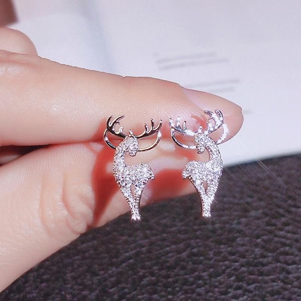christmas stud earrings rhinestone snowflake elk earrings pendant ear jewelry women christmas festival new year gifts jewelry, Golden;silver
christmas stud earrings rhinestone snowflake elk earrings pendant ear jewelry women christmas festival new year gifts jewelry, Golden;silver